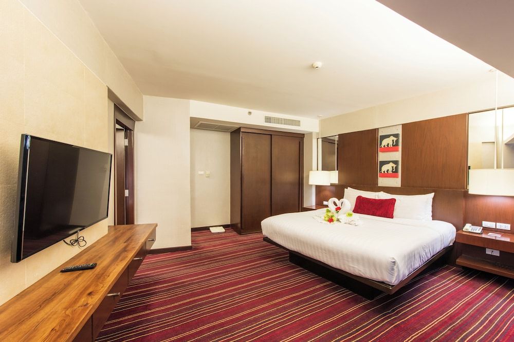 undefined Ambassador Bangkok Hotel 3