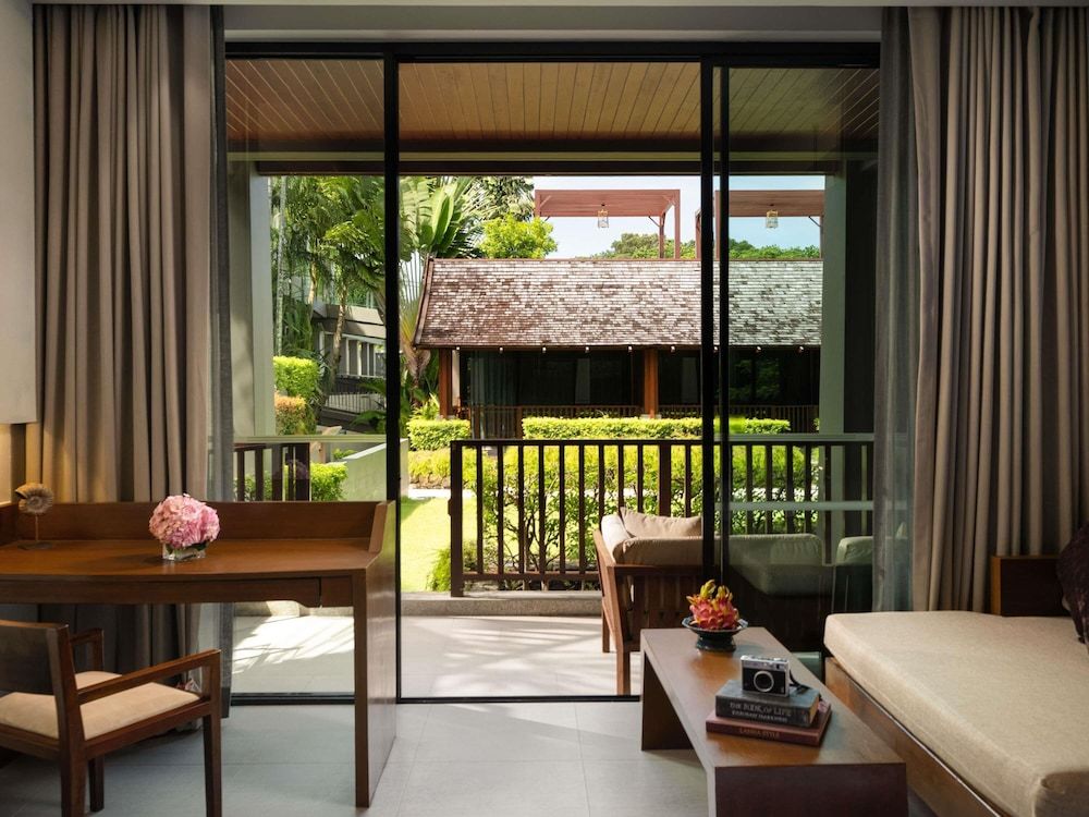 Avista Hideaway Phuket Patong - MGallery Deluxe Room, Garden View, 1 King Bed & 1 Sofa Bed 3