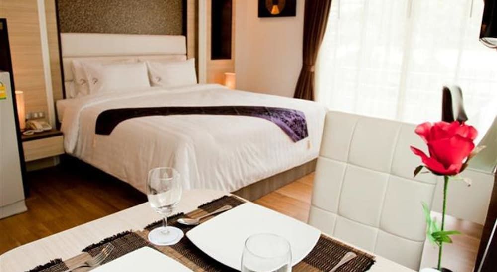 iCheck inn Residences Sukhumvit 20 Deluxe Suite 3