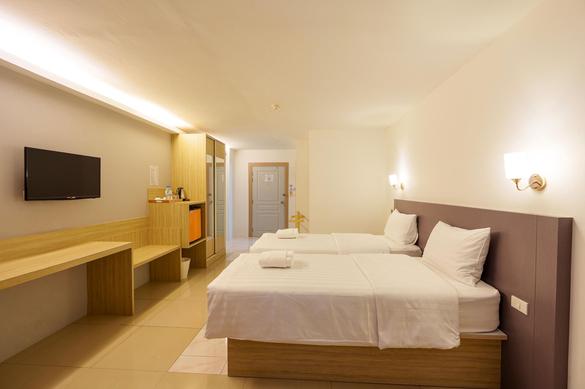 undefined Prom Ratchada Hotel 3