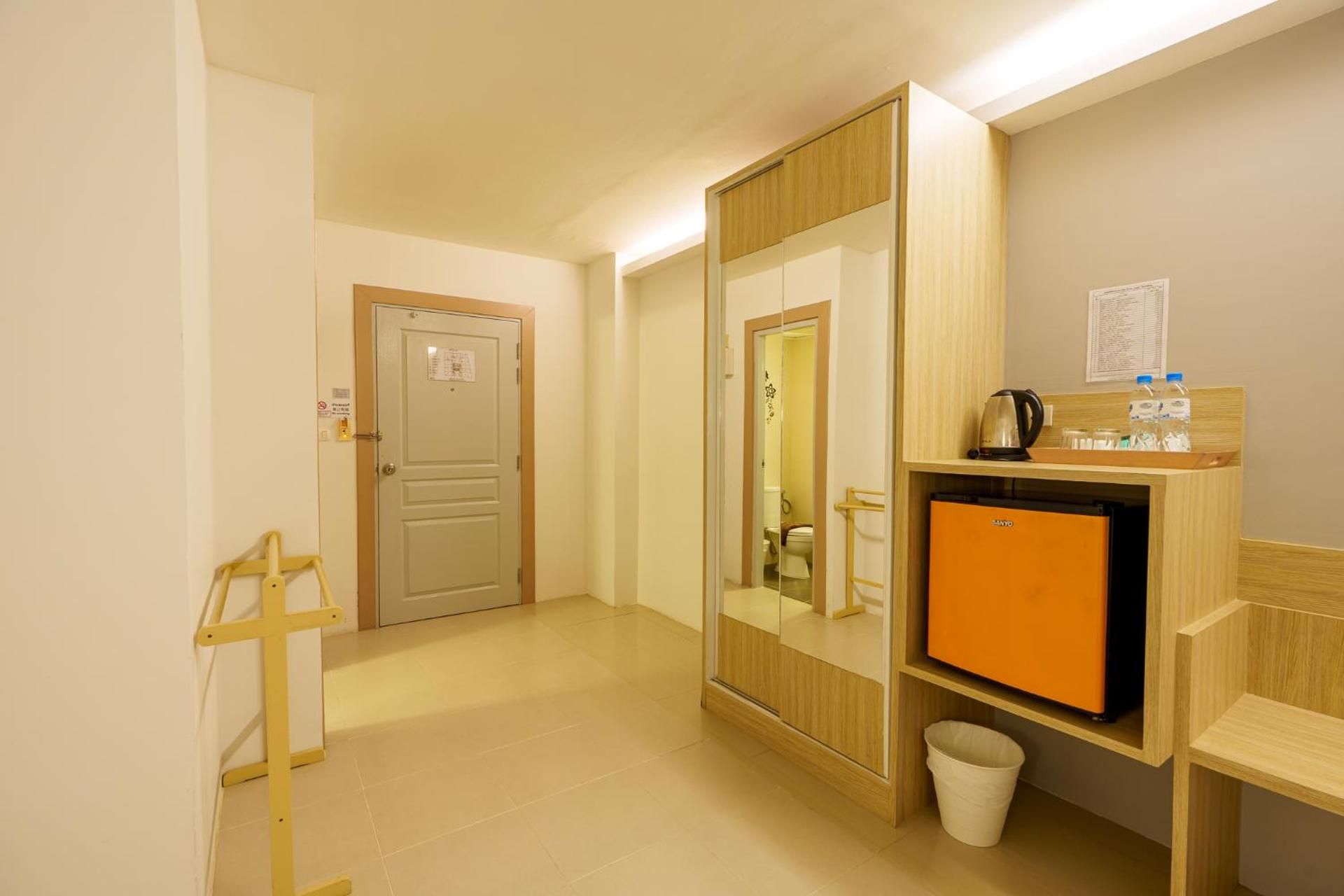 undefined Prom Ratchada Hotel 5