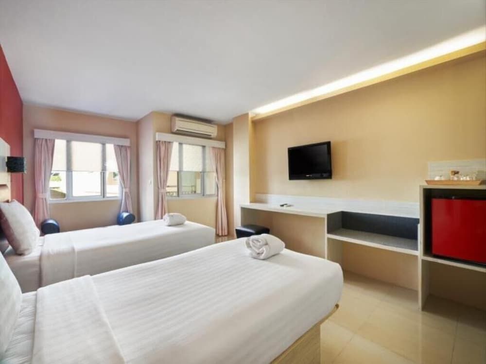 undefined Prom Ratchada Hotel 4