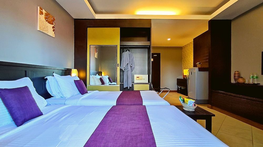 Deluxe Double or Twin Room