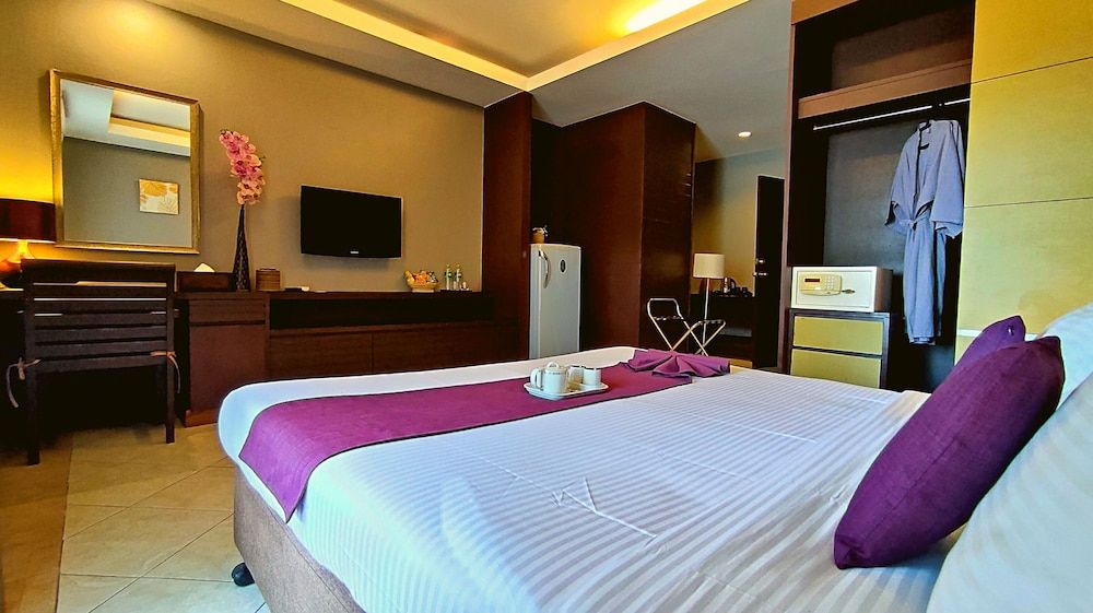 Deluxe Double or Twin Room