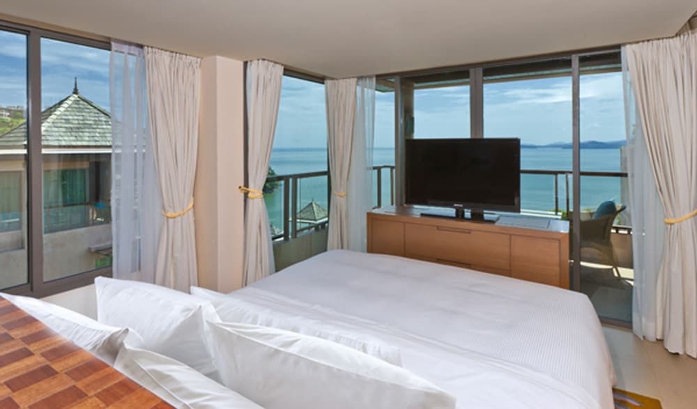 Luxury Suite, 1 Bedroom, Oceanfront (View)