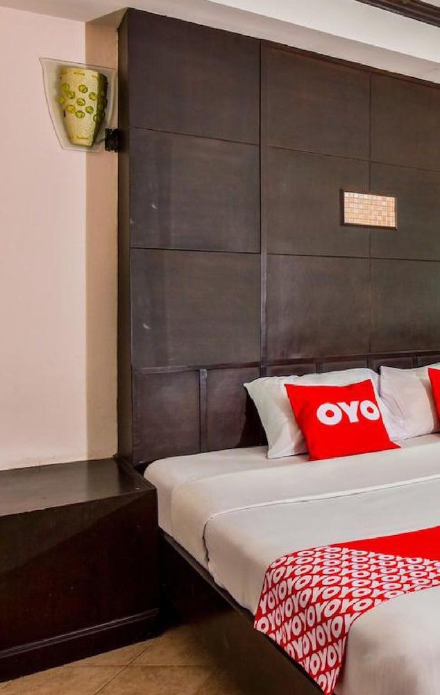 OYO 447 Royal Express Hua Hin Superior Double Room 2