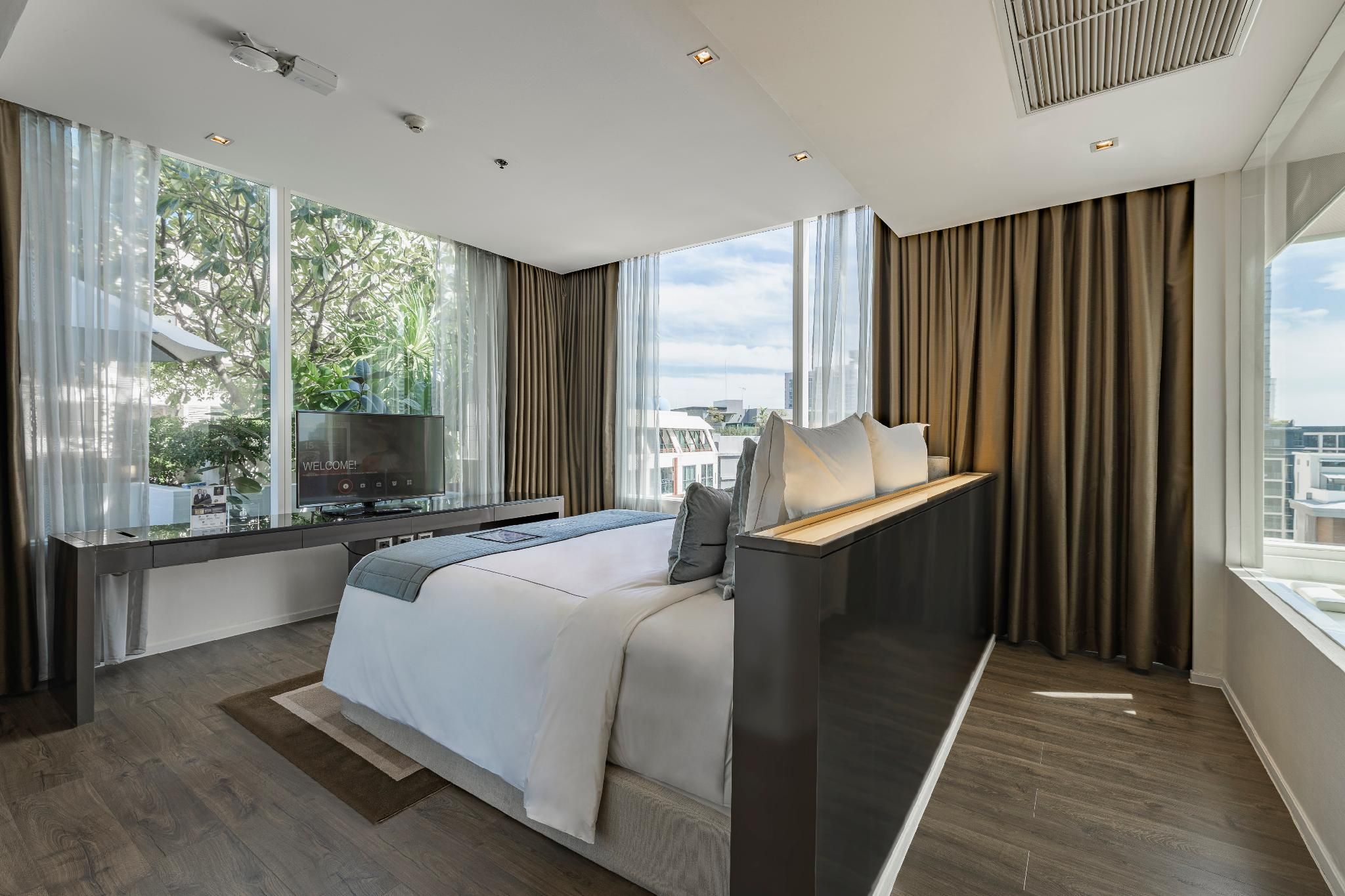 Garden View 2-Bedroom Suite with Terrace Room