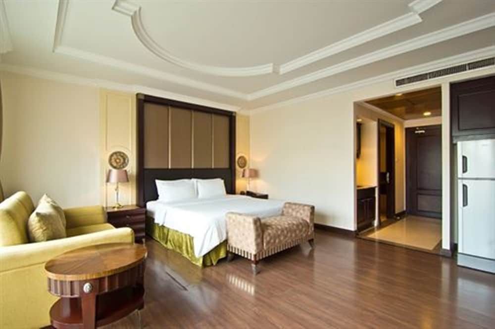 undefined LK Residence 8