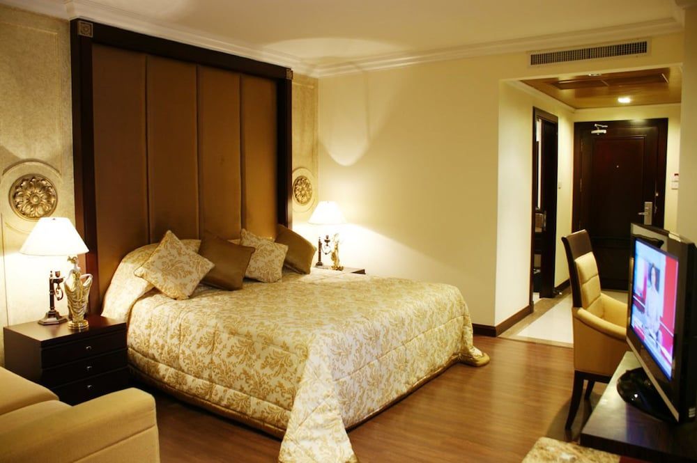 LK Residence Studio 4