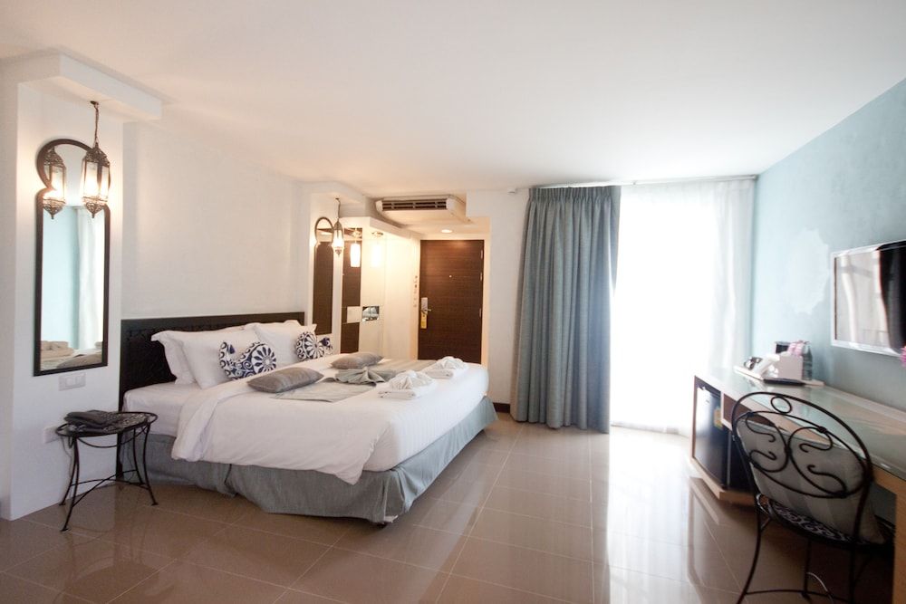 Studio Mai Jewel Morocco