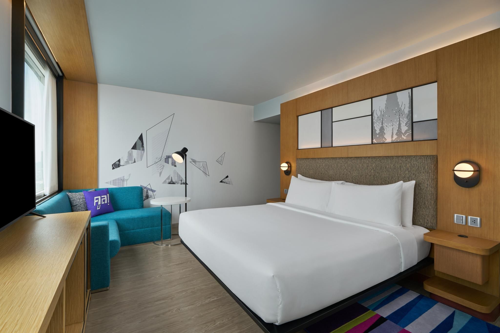 Breezy Room, Guest room, 1 King, City view, High floor