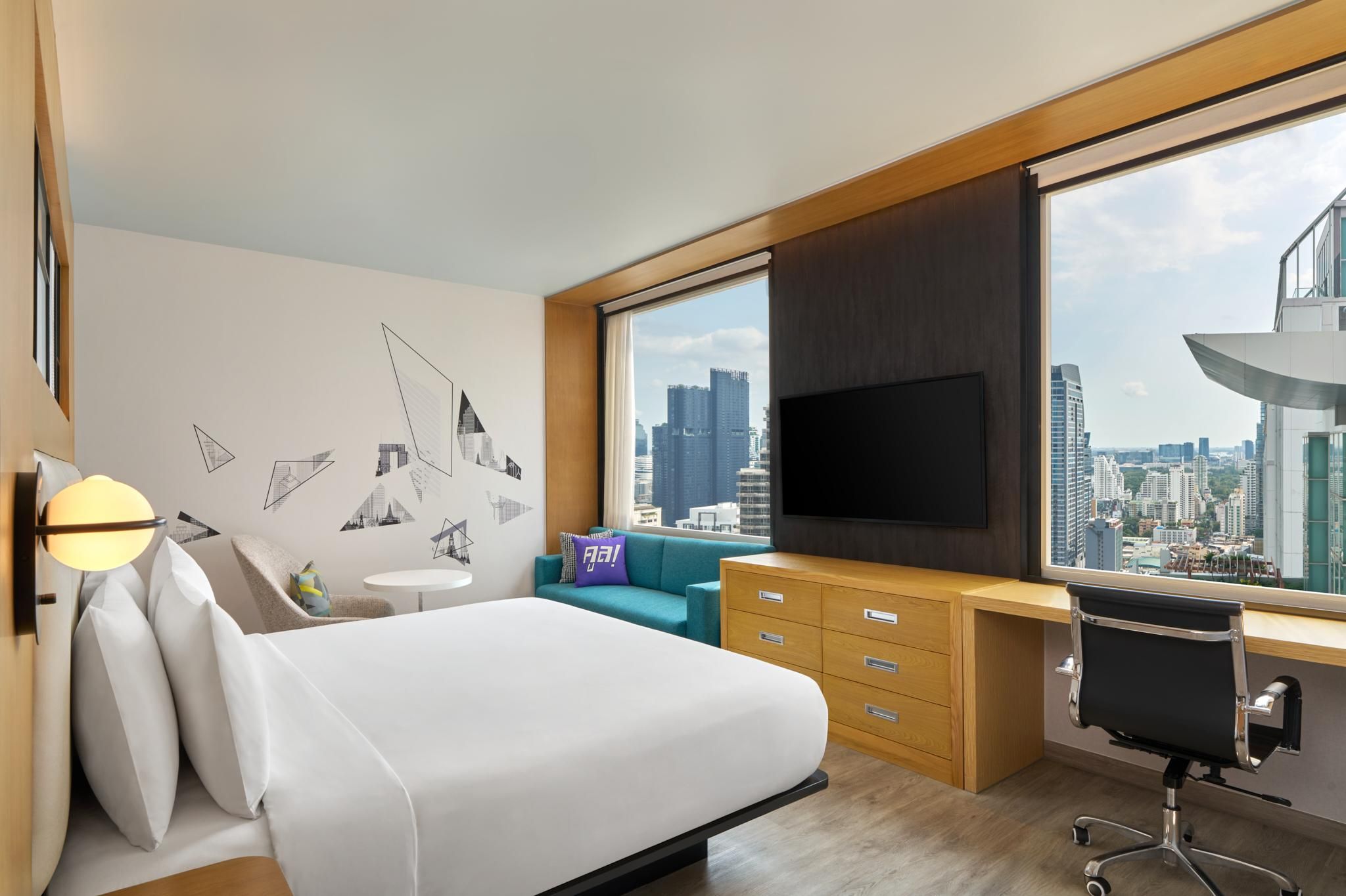 Stylish Suite, 1 Bedroom Junior Suite, 1 King, City View, High Floor