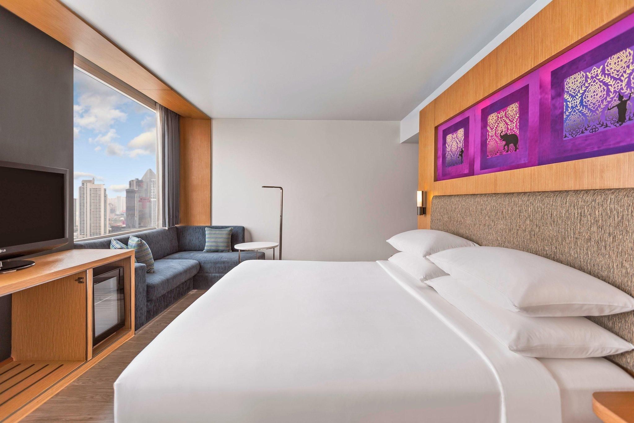 Urban Room, Guest Room, 1 King, City View