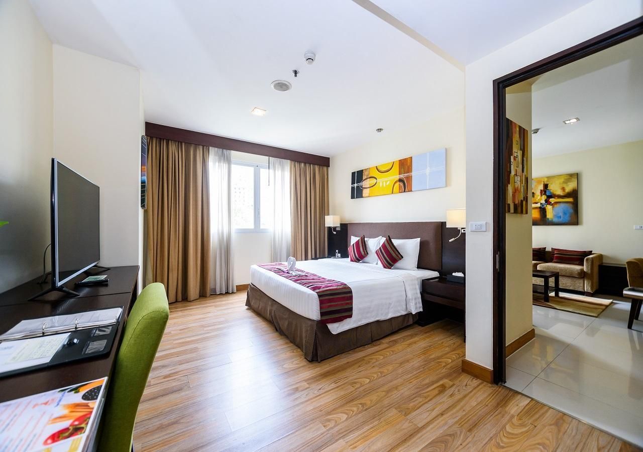 2 Bedroom Suite