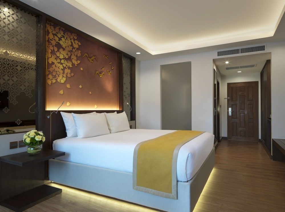 Signature Club Room