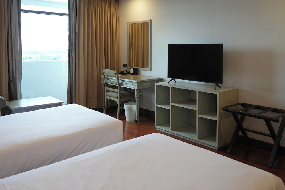 Royal Suite Hotel Bangkok Deluxe B Room