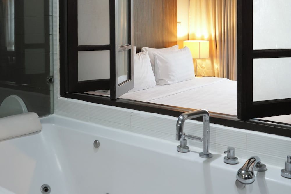 undefined Royal Suite Hotel Bangkok 3