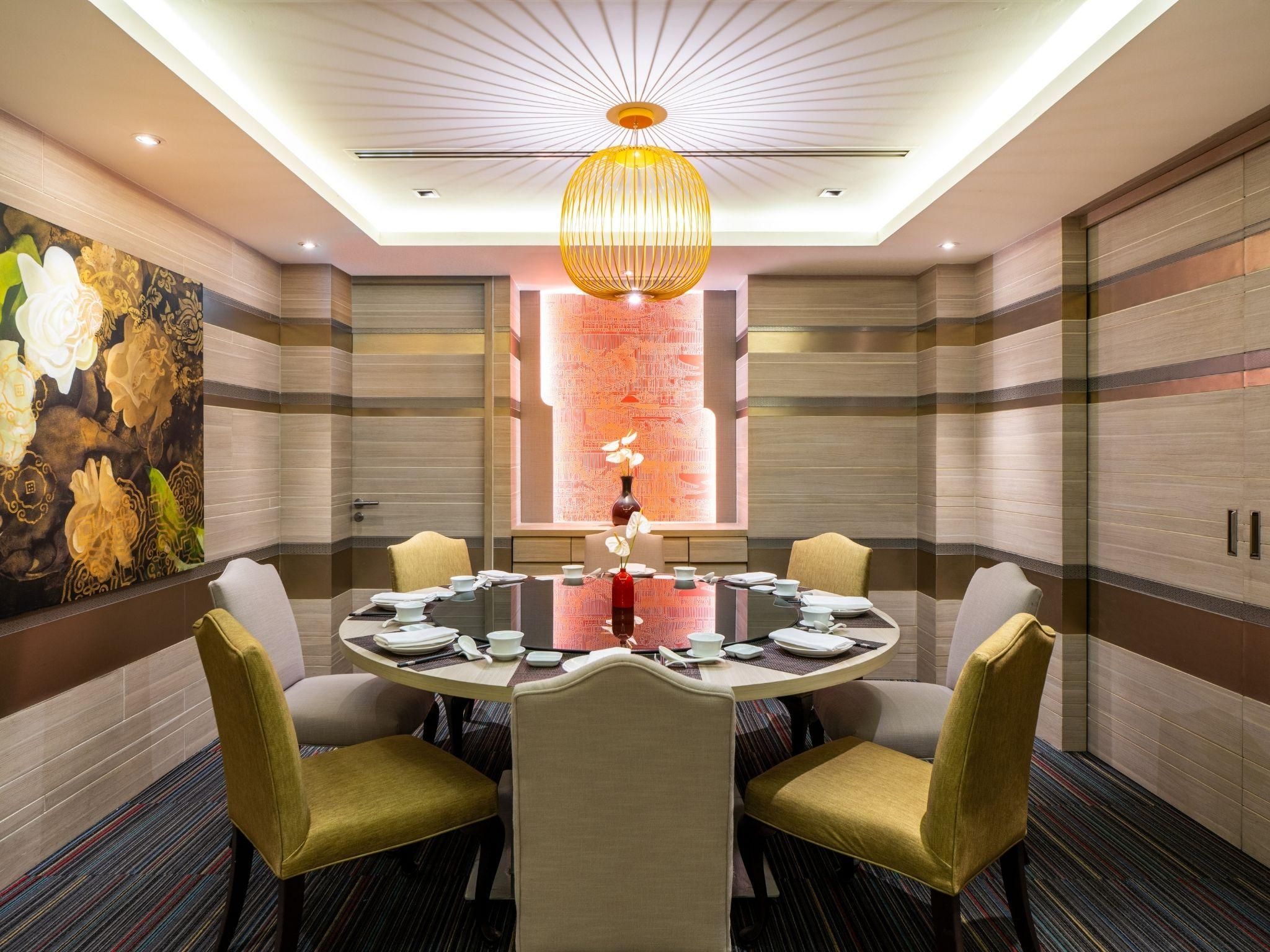 restaurant (private room)