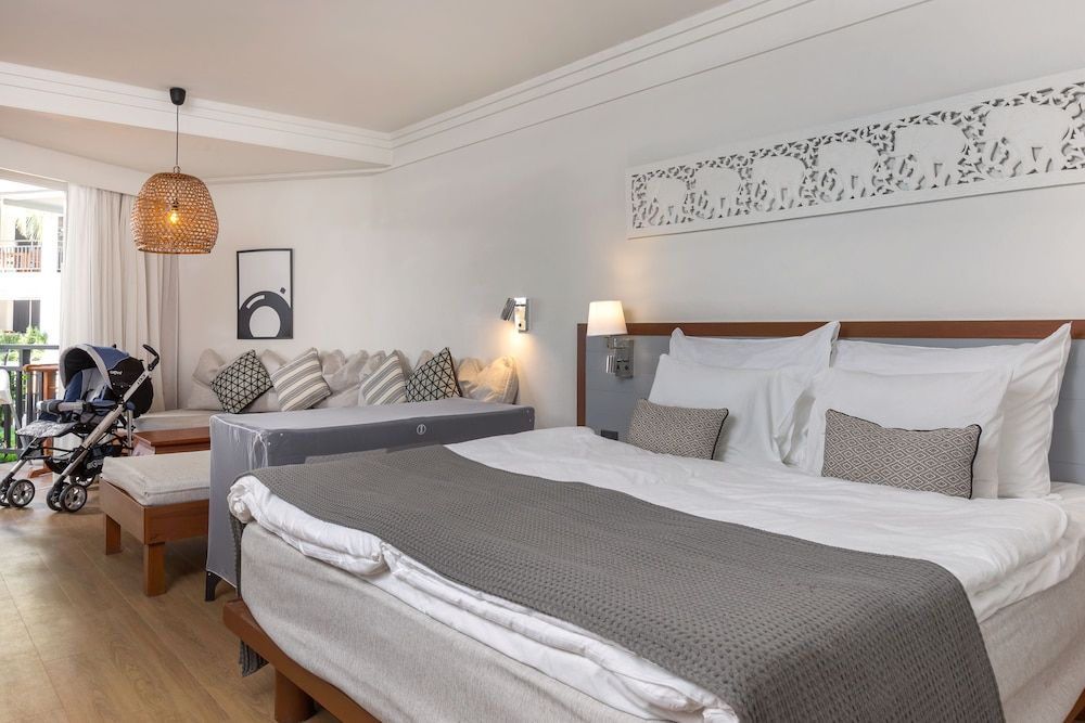 undefined Sunwing Bangtao Beach 6