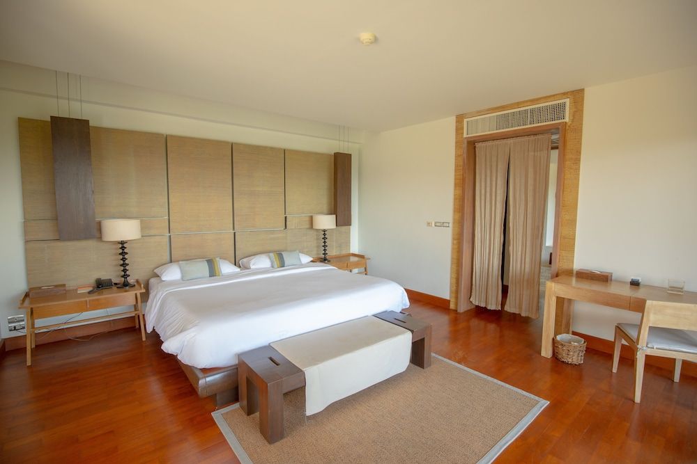 3BR Residence Villa, Garden View