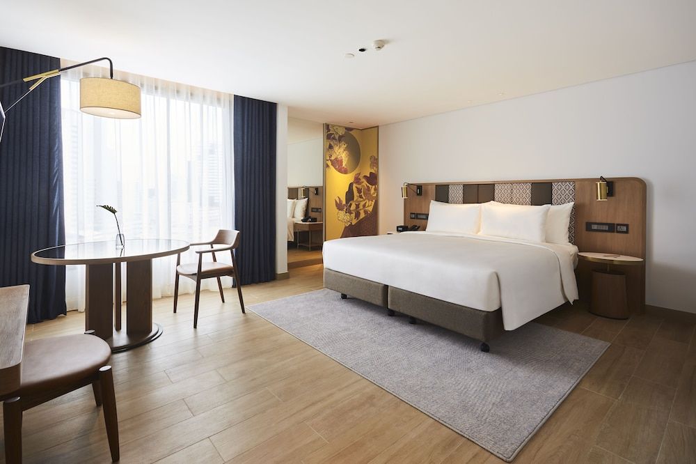 Premier King Room