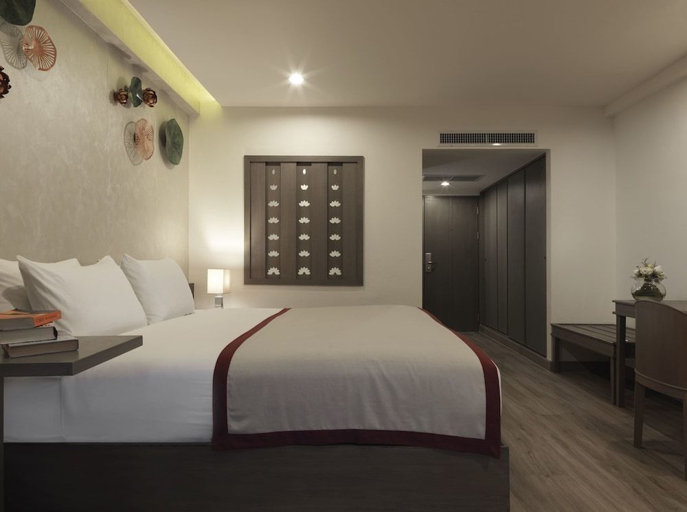 Chanalai Flora Resort, Kata Beach Deluxe Room, Pool View 9