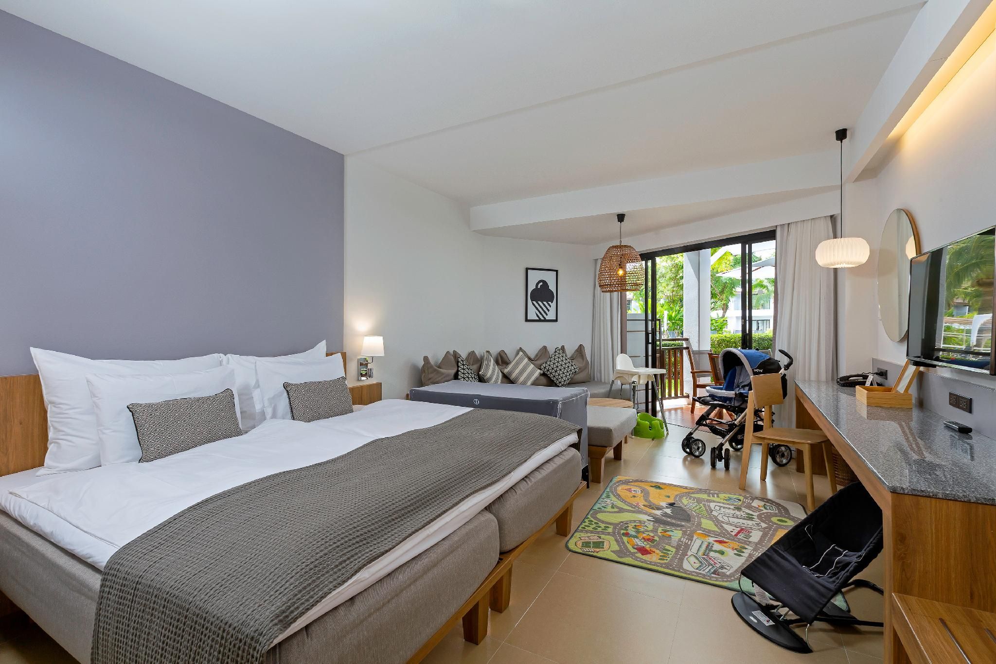 Sunwing Kamala Beach Studio 4