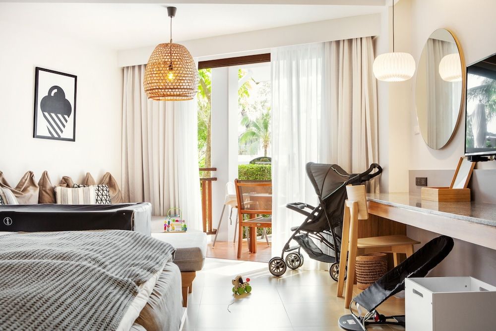 undefined Sunwing Kamala Beach 10