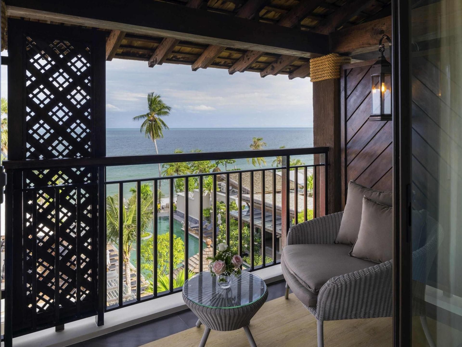 Deluxe Double Room with Sea View - Beach Side