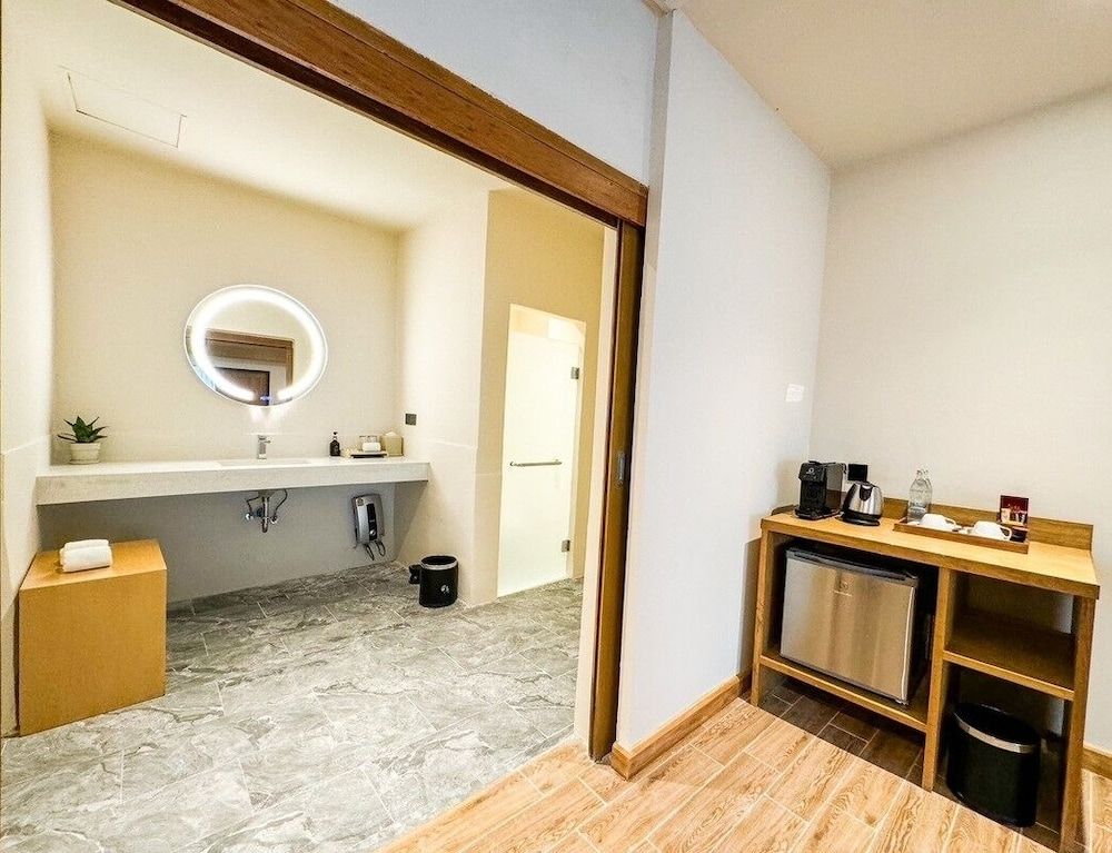 Baan Haad Ngam Boutique Resort & Villas Standard Room 11