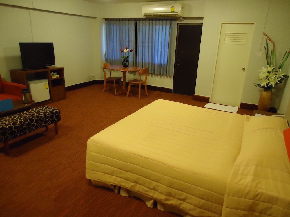 undefined The Canal Hotel 10