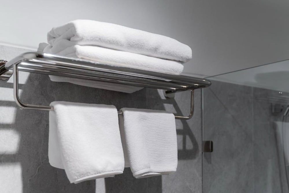 True Siam Phayathai Hotel Superior Room, Bathtub 5