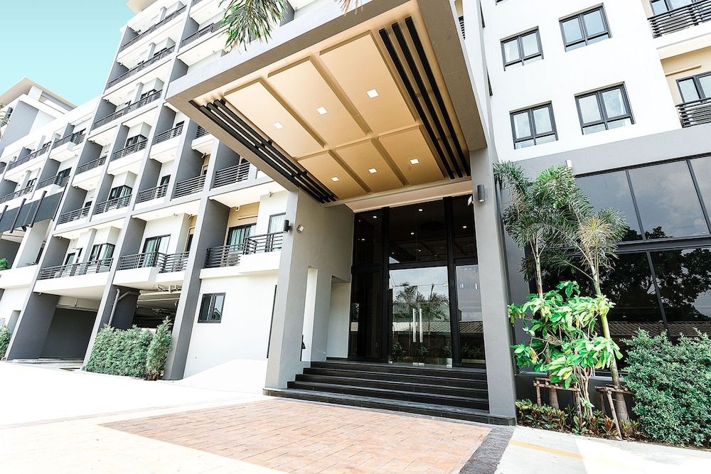 undefined Green Point Residence Hotel 2