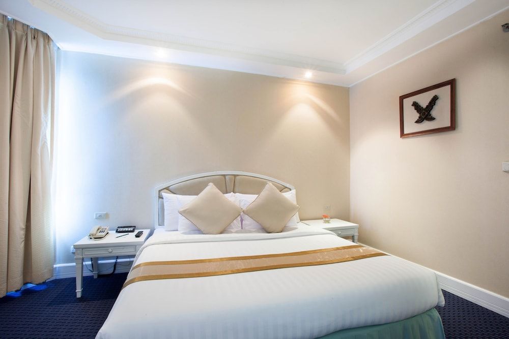 Deluxe Suite, 1 King Bed