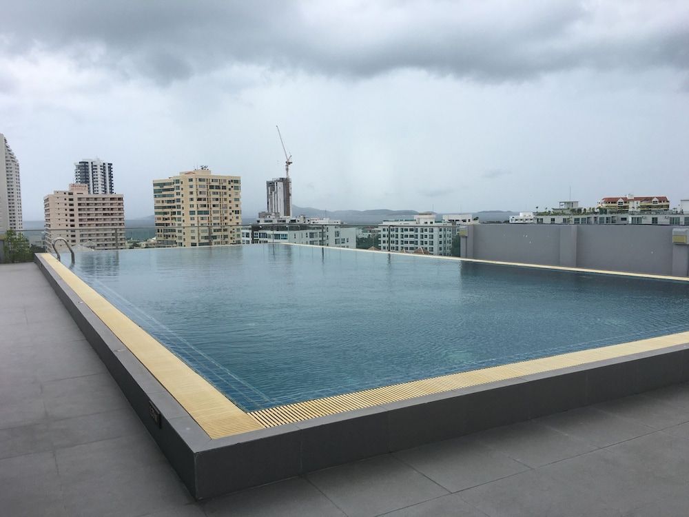 undefined The Winner Condo - 703 by Axiom 8