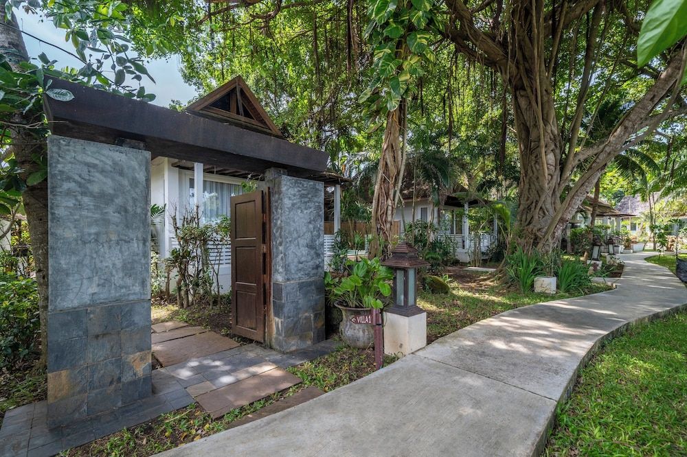 undefined Zara Beach Resort 8