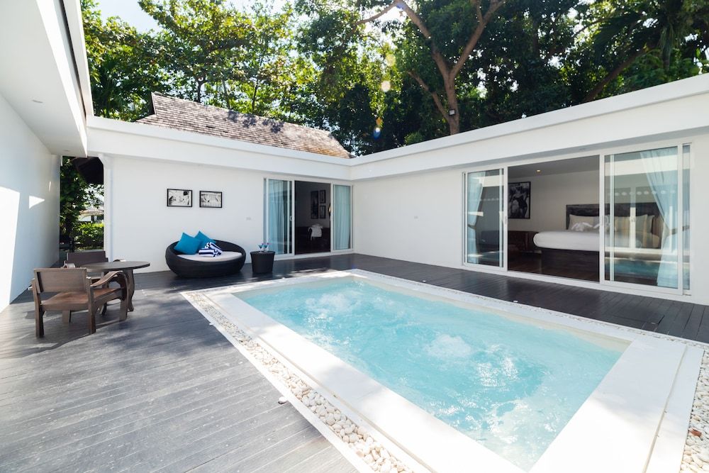 undefined Zara Beach Resort 5