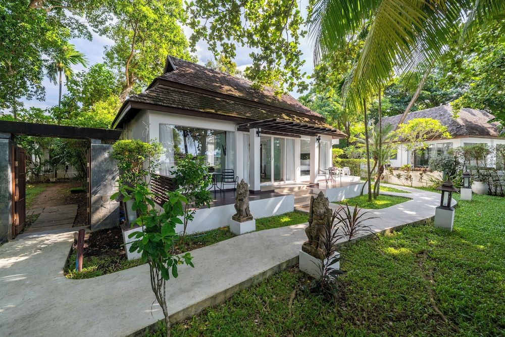 undefined Zara Beach Resort 4