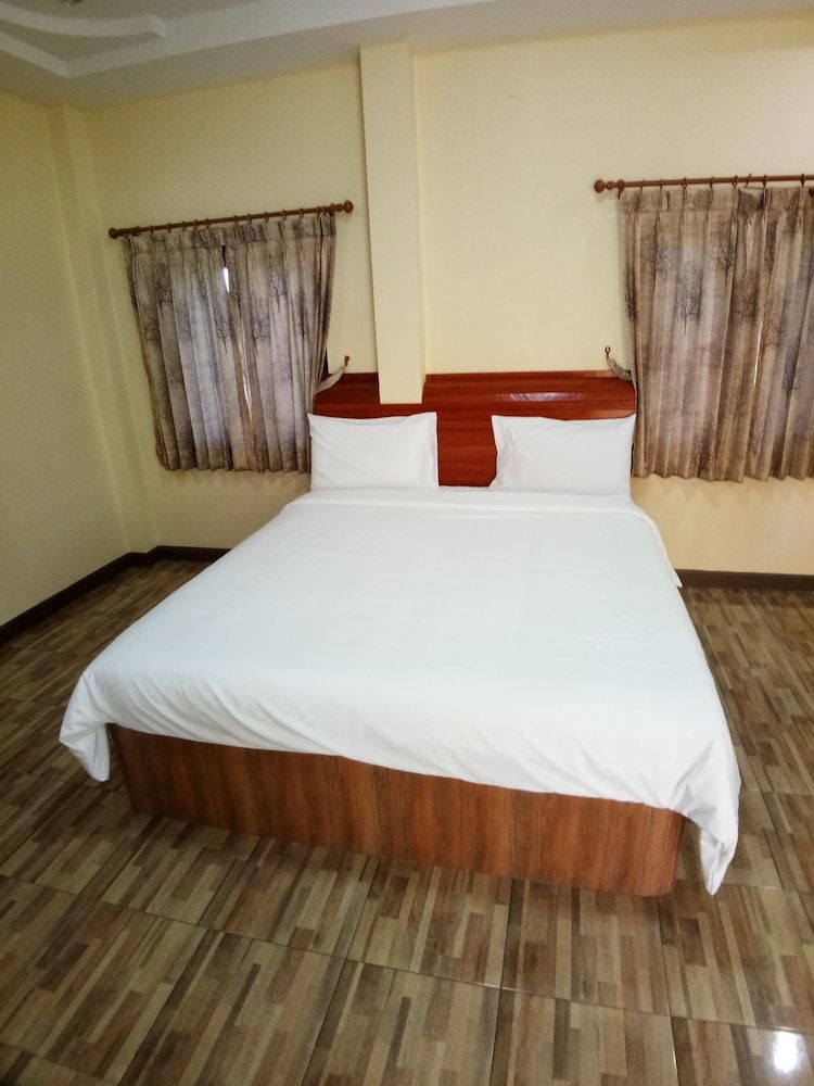 Baan Mek Lom Bungalow 2