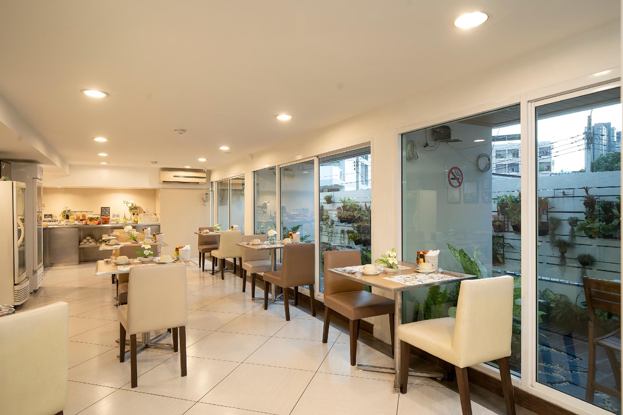 undefined Bangkok Loft Inn 4