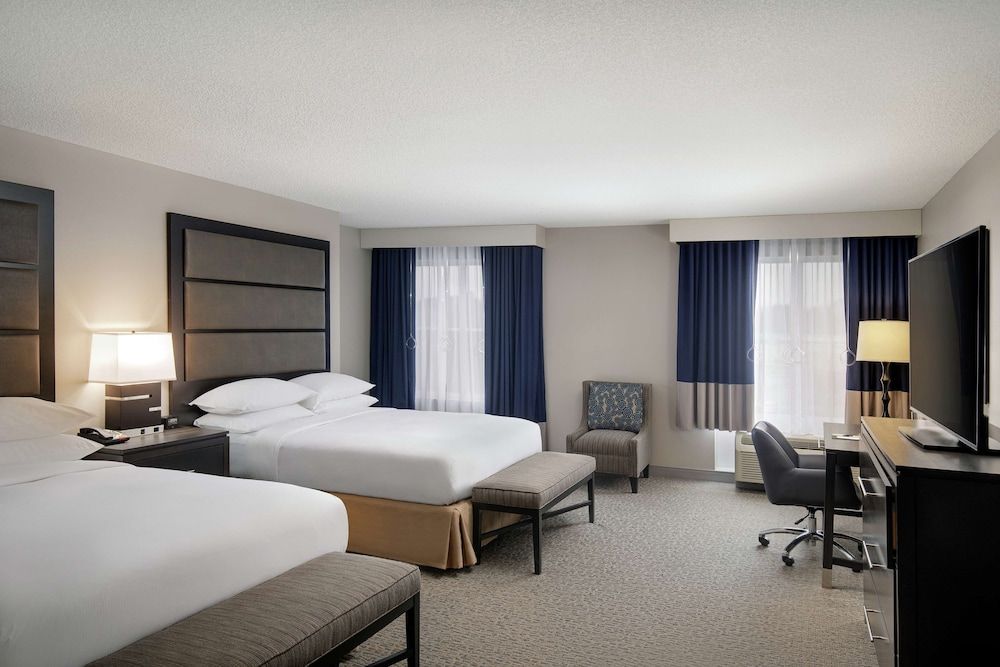 Room, 2 Queen Beds, Accessible (Roll-In Shower, Mobility & Hearing)
