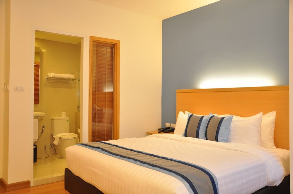 undefined Iyarin @Tuk Chang 8