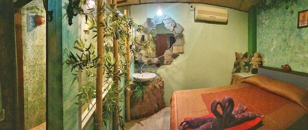 undefined Shanti Lodge Bangkok