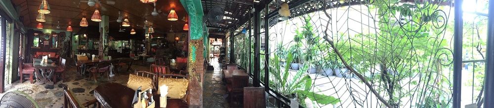 undefined Shanti Lodge Bangkok 4