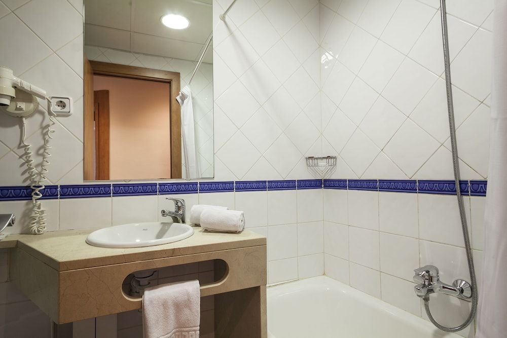 undefined Hotel Acta Antibes 9