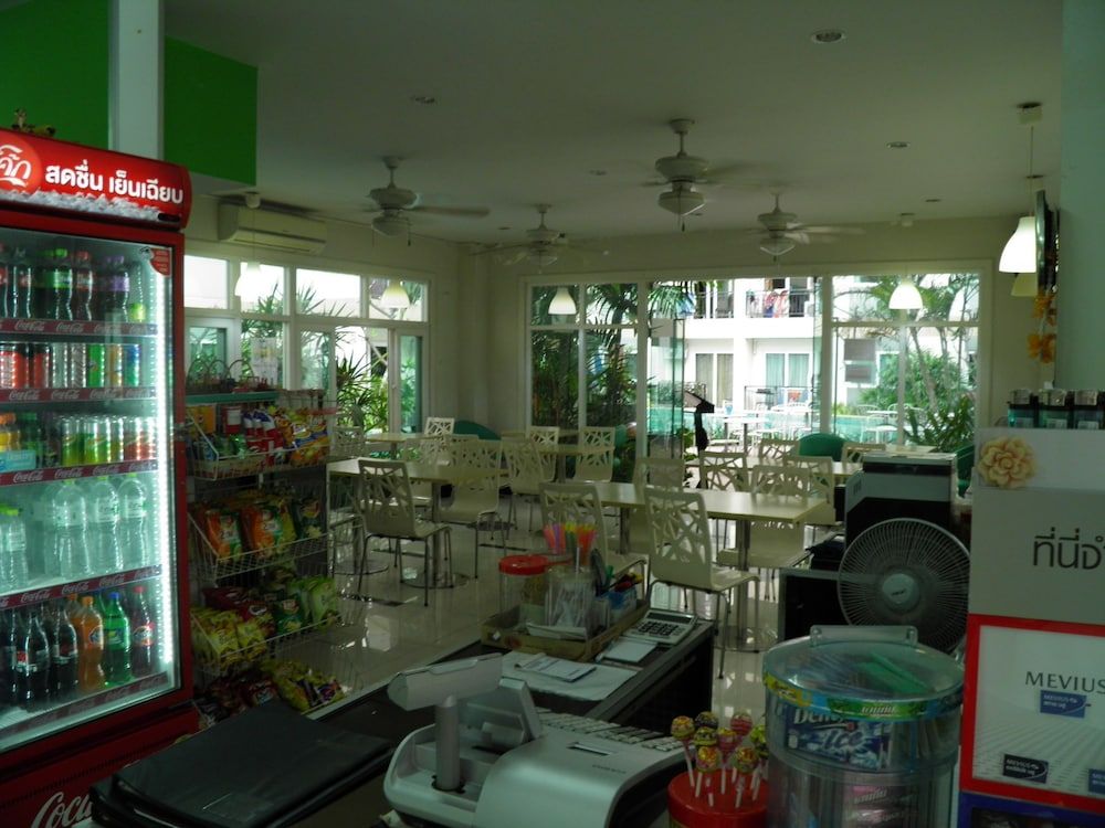 undefined Park Lane 412 By Axiom Group 2