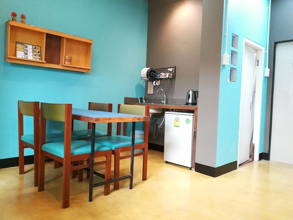 60 Bluehouse - Hostel Family Quadruple Room, Non Smoking, Garden View 6