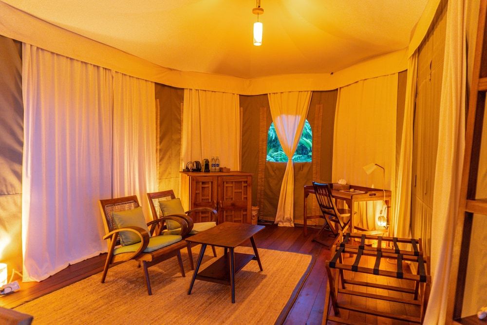 9 Hornbills Tented Camp Panoramic Tent, 1 Bedroom, Private Pool, Ocean View 8