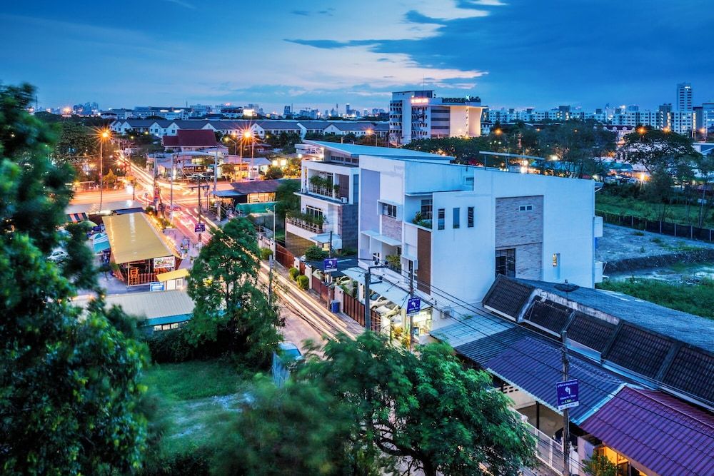undefined Livotel Hotel Hua Mak Bangkok 9