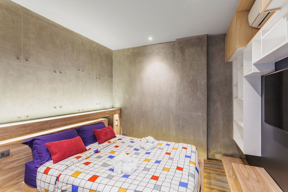Condo, 2 Bedrooms